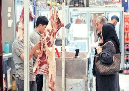 پشت پرده نایاب‌شدن گوشت تنظیم بازاری / سنگ اندازی مهره های باقیمانده از دولت سیزدهم بر سر راه دولت چهاردهم؟