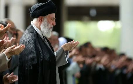 نماز جمعه سرنوشت ساز / رهبر این هفته تکلیف جنگ را روشن می کند