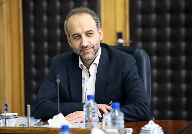 مافیای فیلترینگ در لابی و تبلیغ از دین خرج می کنند / جهان به سمت هوش مصنوعی می رود، آنوقت فکر و ذهن مسئولین ما این است که فیلترینگ را برداریم یا نه!