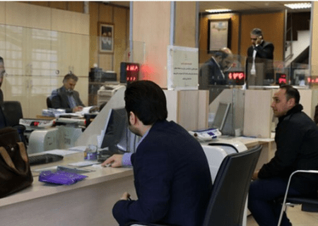 بی مسئولیتی بانک‌ها در پرداخت تسهیلات / بانک‌ها به مردم وام مسکن نمی دهند اما ارزش دارایی های ملکی خودشان ۵۰۰ هزار میلیارد تومان است