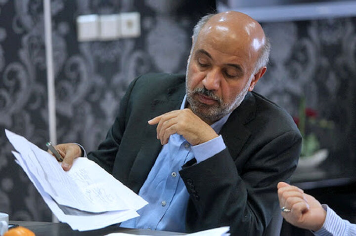 چاه ويل اقتصاد دولتي / وزیر کار: اقتصاد ایران جراحي نمی خواهد، فيزيوتراپي می خواهد!