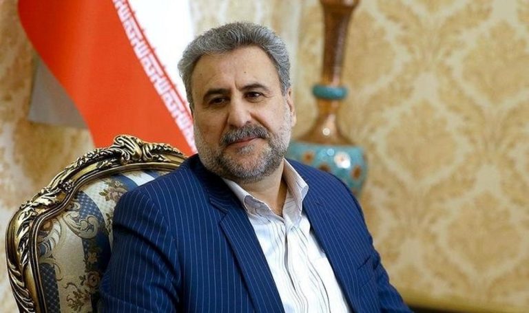 توئیت عجیب فلاحت پیشه پس از سقوط بشار اسد / فلاحت پیشه: ایرانی ها خوشحال باشید!