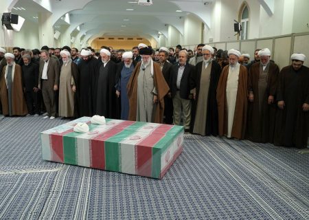 رهبر واقعا جلیقه ضد گلوله پوشیده بود؟