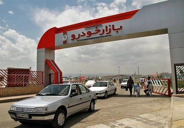 دلار چه بلایی بر سر بازار خودرو آورد؟ / ماهیگیری مونتاژکاران از آب گل آلود نوسانات ارزی!