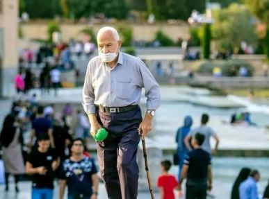 بحران بی‌سابقه در صندوق‌های بازنشستگی / کسری بودجه ۴۵۳ هزار میلیارد تومانی صندوق‌های بازنشستگی گردن دولت افتاد