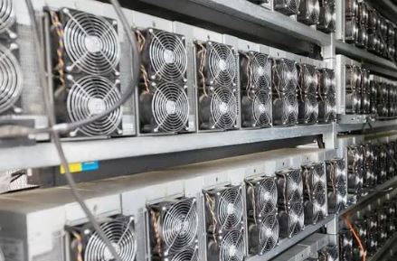 برق دزدی ۱۵۰۰ مگاواتی ماینرهای غیرمجاز / برق دزدها وقتی با قطع انشعاب روبرو می شوند، دوباره خودشان وصل می کنند!