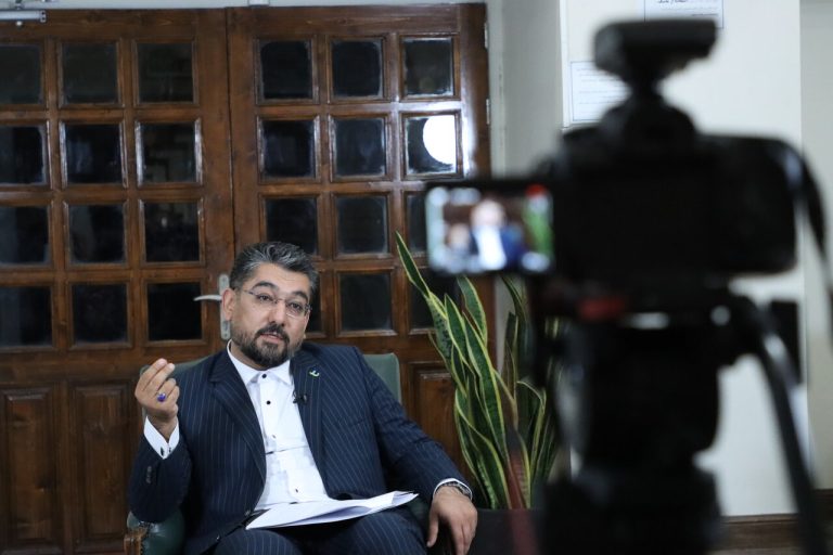 فساد اداری و قوانین معیوب بلای جان اقتصاد ایران