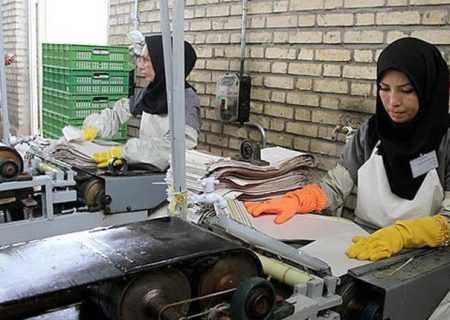 زنان کارگر در منگنه افزایش سن و سابقه بازنشستگی