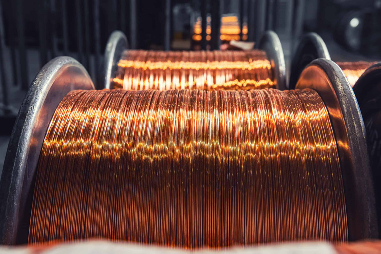 صنعت مس ایران زمین‌گیر شد