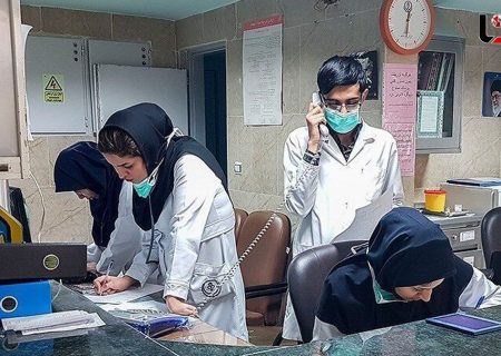 اختلاف ۸۰ برابری کارانه پزشکان و پرستاران بی‌سابقه است / در بیمارستان‌ها آنچه اهمیت ندارد سلامت مردم است، فقط پول مهم است!