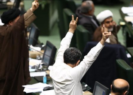 پشت پرده استیضاح‌های سریالی؛ مدیریتی یا سیاسی؟