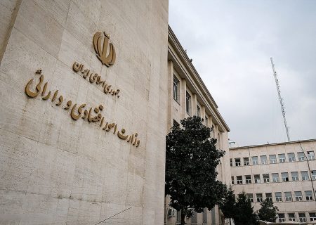 چه کسی سکاندار تیم اقتصادی دولت می شود؟ / بررسی شش گزینه احتمالی برای جانشینی همتی