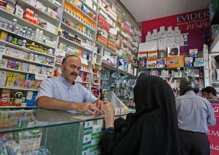 اگر دارو را گران نکنیم صنعت دارو متوقف می‌شود