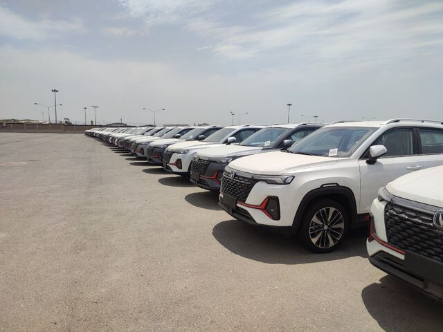 ماجرای آن ۵۰ هزار خودروی خارجی که در گمرک بم خاک می خورند!