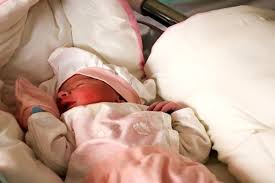 نوزادان شیرخوارگاه آمنه به مکانی امن منتقل شدند