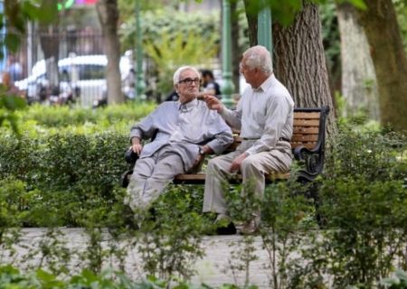 خطر ورشکستگی بیخ گوش تامین اجتماعی / صادقی: انگیزه کار از بین رفته و همه دنبال بازنشستگی هستند