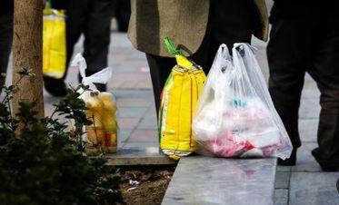 آشفته بازار کالاهای اساسی: روغن با شرط، شکر صفر، برنج گران