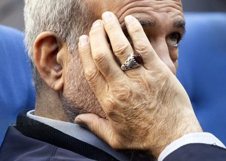 پزشکیان باید تصمیمات سخت بگیرد / بترسید از دروغگویان، طمعکاران و کاسبانی که تا امروز منافع خود را نمایندگی کردند، بترسید از گوساله های سامری!