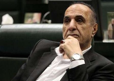 آنهایی که اجازه دادند تا این حد اتباع غیرمجاز وارد کشور شود، بیایند جواب بدهند / باید کشور را از این بی در و پیکری خارج کنیم