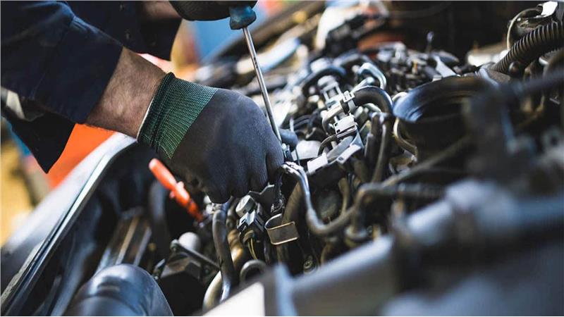 اتفاق عجیب در بازار لوازم یدکی خودرو؛ تعمیر ماشین‌ مردم با لوازم دست دوم!