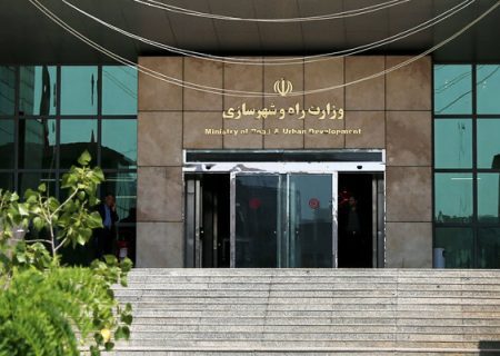 قطار مدیران وزارت راه و شهرسازی روی ریل بی‌ثباتی / ایلاتی: قرار بود خانم صادق خودشان استعفا دهند!