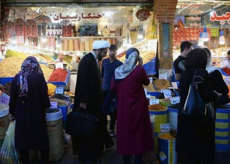 تورم، تحریم، ناترازی؛ اقتصاد ایران زیر بار بحران‌های چندلایه / دخالت‌های بانک مرکزی، تجارت را فلج کرده است / هزینه واردات تا ۵۰ درصد گران‌تر برایمان تمام می‌شود