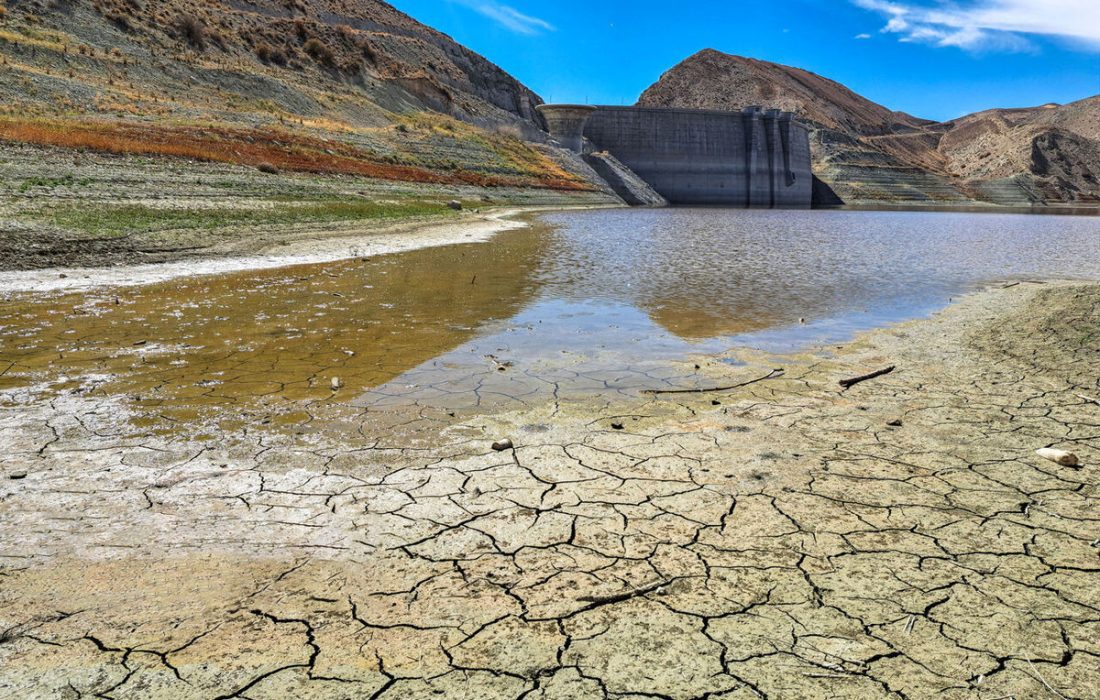 زخم خشکسالی بر تن سدهای ایران / ۶۳ درصد مخازن سدها خالی ماند