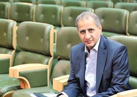 بسیاری از صنایع ما زمین‌گیر شده‌اند