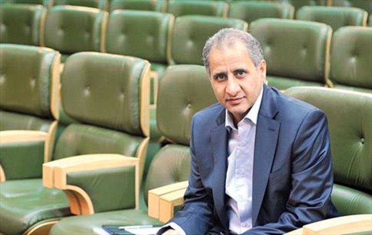 بسیاری از صنایع ما زمین‌گیر شده‌اند