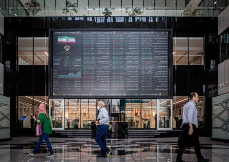 رشد دوگانه در بازار سهام / صعود بورس تا کی ادامه دارد؟