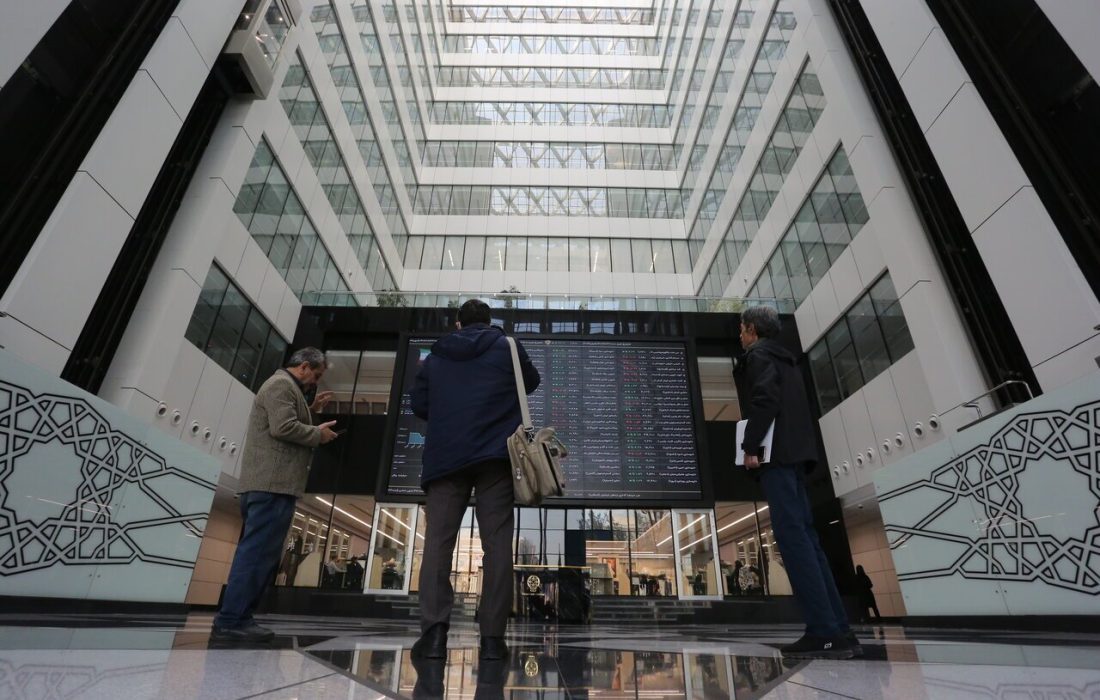 سایه ترس بر سر سهامداران بورس