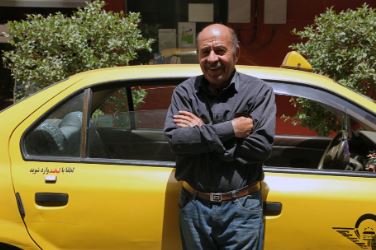 بازنشستگان در همه جای دنیا استراحت می‌کنند، در ایران مسافرکشی! / اعتراف تامین اجتماعی به یک بحران