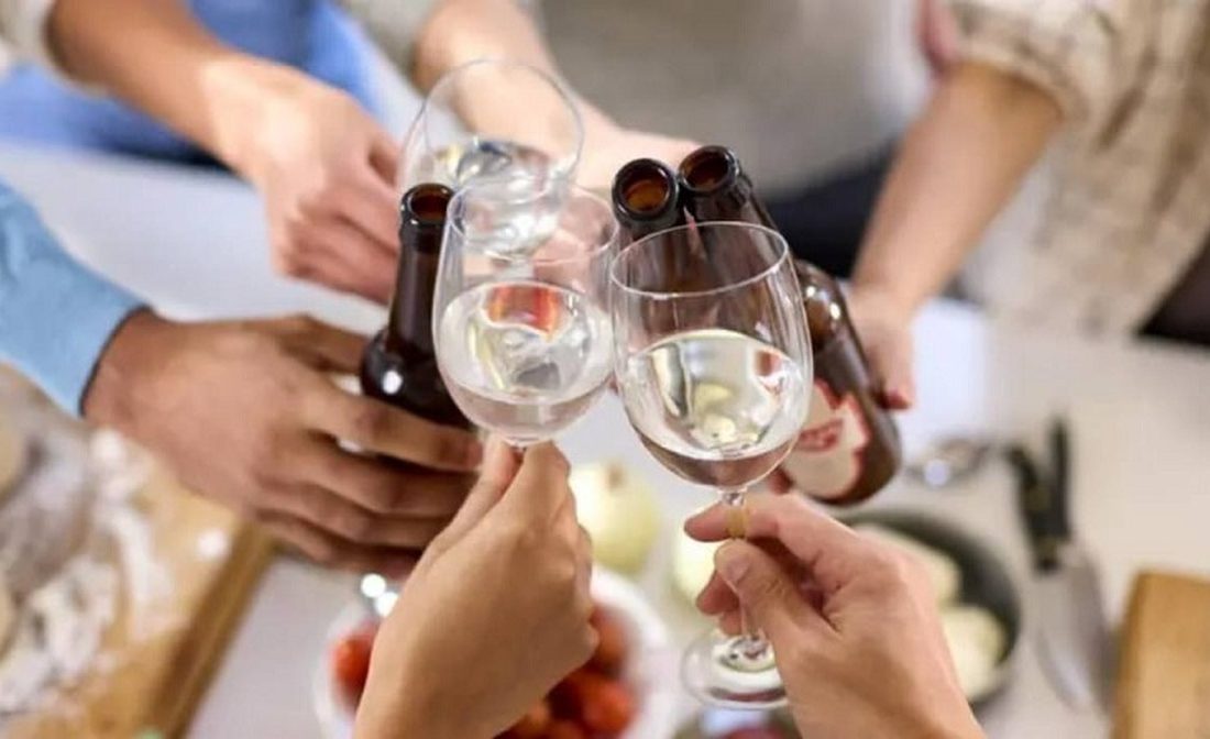 سیاست «انکار» درباره ممنوعه‌ها دیگر جواب نمی دهد / زیر پوست کافه-رستوران‌ها چه می گذرد؟