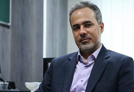 تورم پایان سال ۷۰ درصد خواهد بود / دولت باید فکری برای کسری بودجه بکند