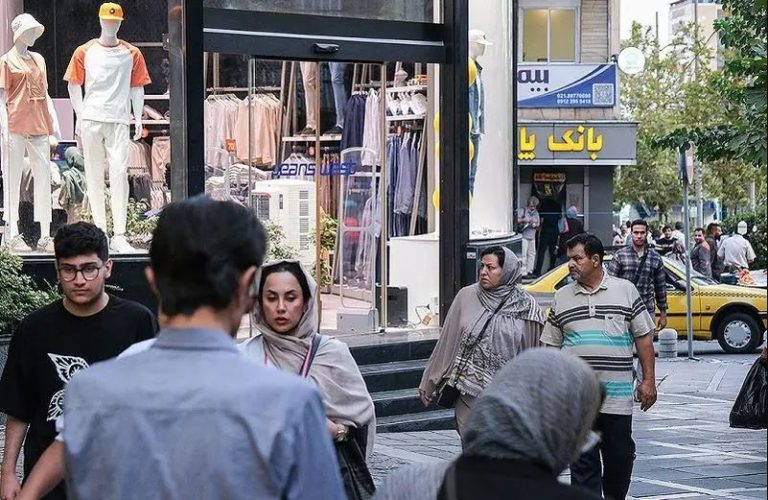 زندگی قسطی تا کی؟! / دیگر چیزی به نام «طبقه متوسط» عملاً وجود خارجی ندارد!